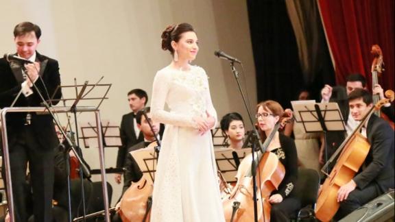 Türkmen Orkestrasıyla Birlikte Konser